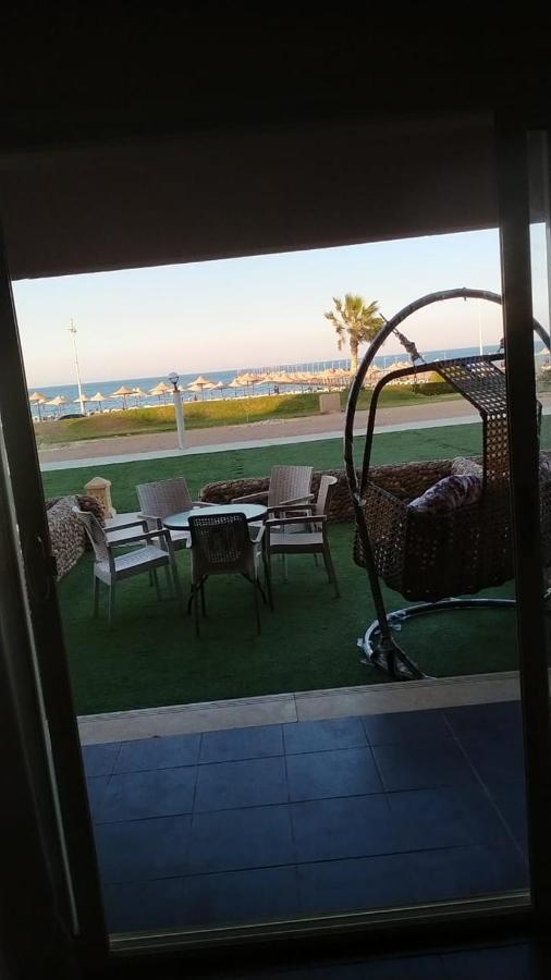 Seaview Chalets In Porto South Beach - Families Only Айн-Сохна Экстерьер фото